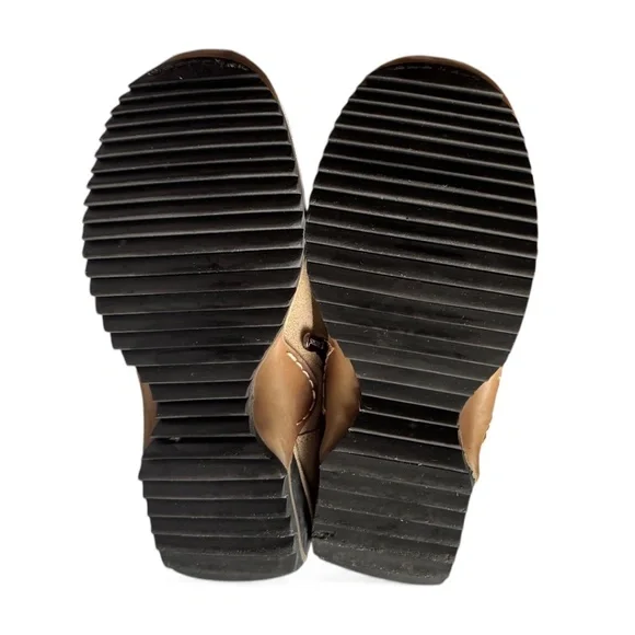 Natural Fur + Shearling-Lined Winter Boots – Tan Suede Lace-Up & Zipper - Picture 9 of 10